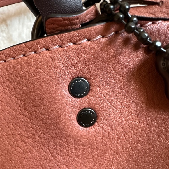 NWT Coach 1941 1st Generation Rogue 30 In Melon Glovetanned Pebble Leather 38124 - Picture 14 of 15